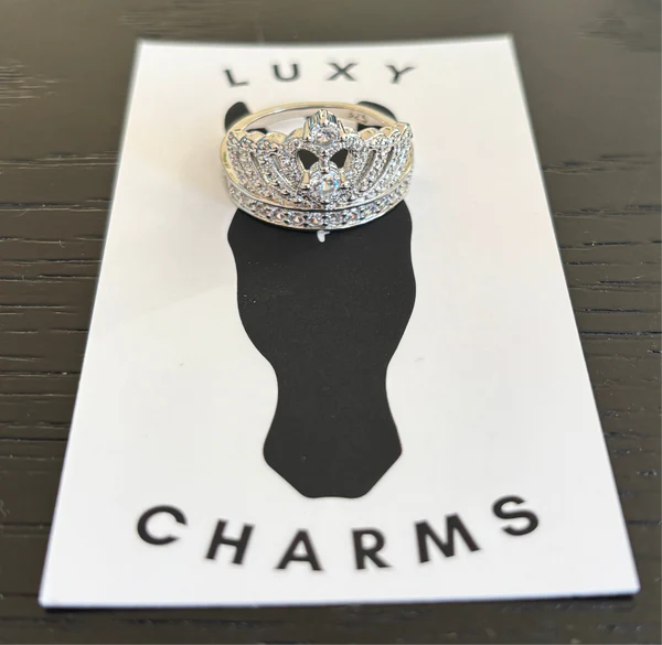 Luxy Forelock Crowns