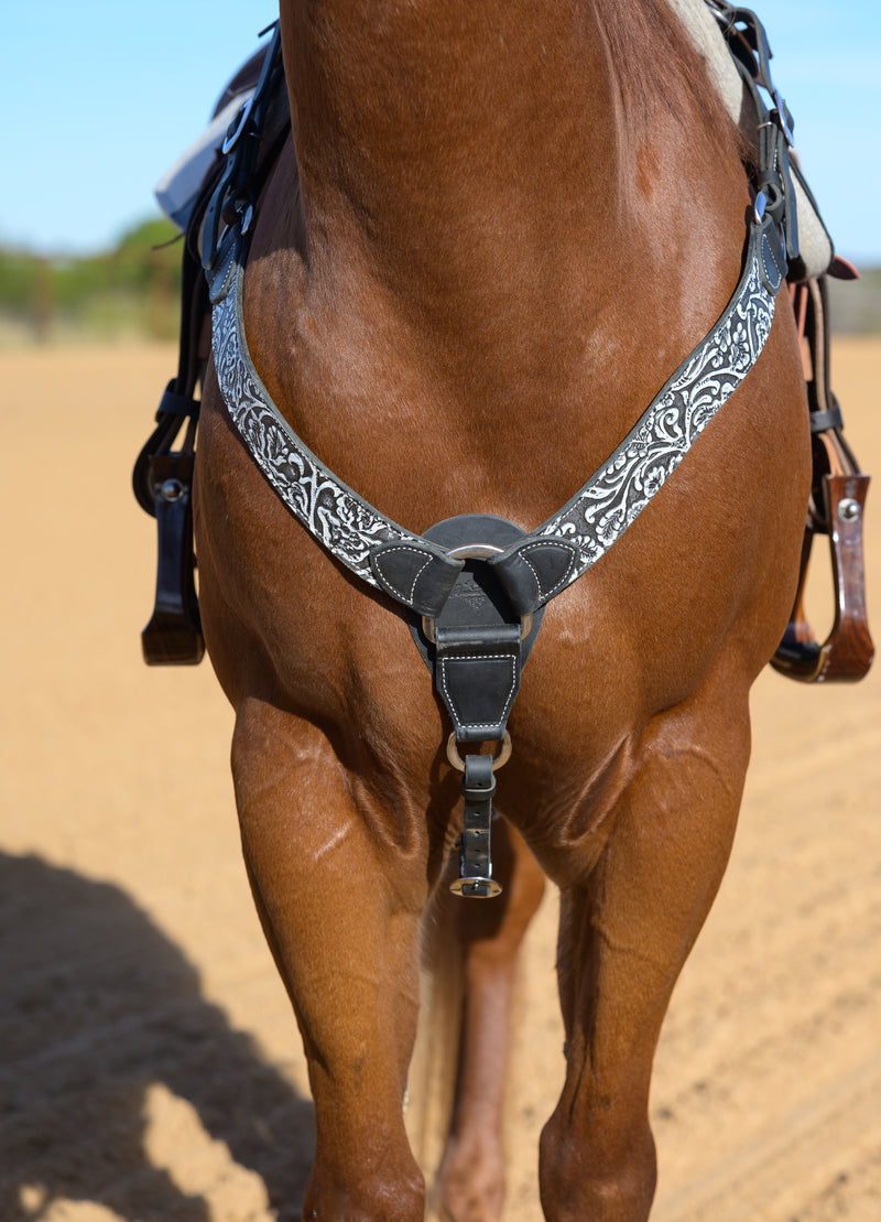 Professional's Choice Paisley Contoured Breast Collar