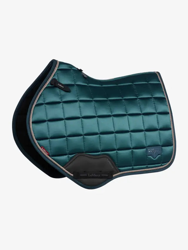 LeMieux Loire Classic Close Contact Square – Lauras-Saddlery