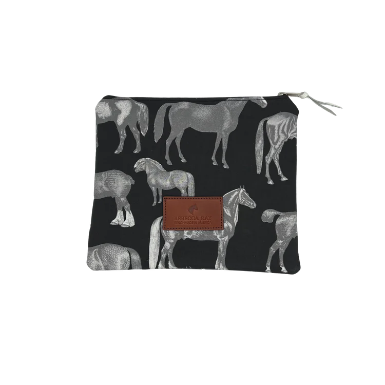 Stable Pouch Small in Equus